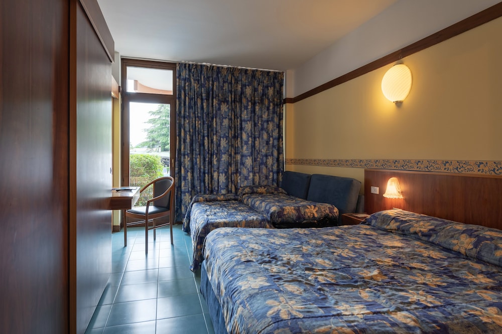 

Milano - Bardolino - Hotel Royal