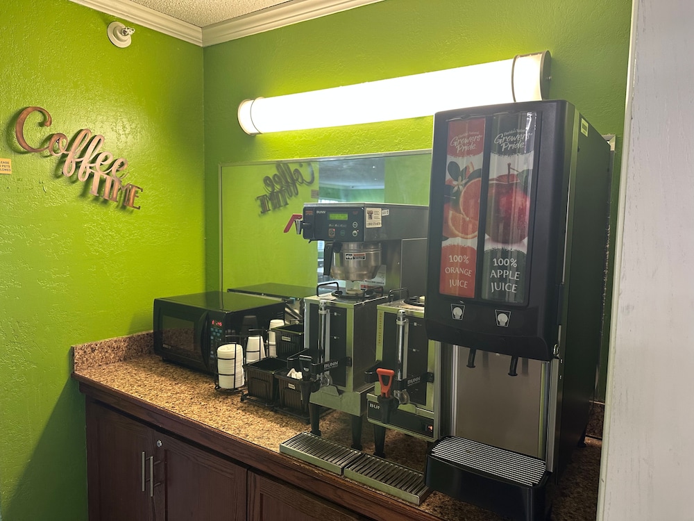 

Milano - Omaha (NE) - La Quinta Inn By Wyndham Omaha Southwest