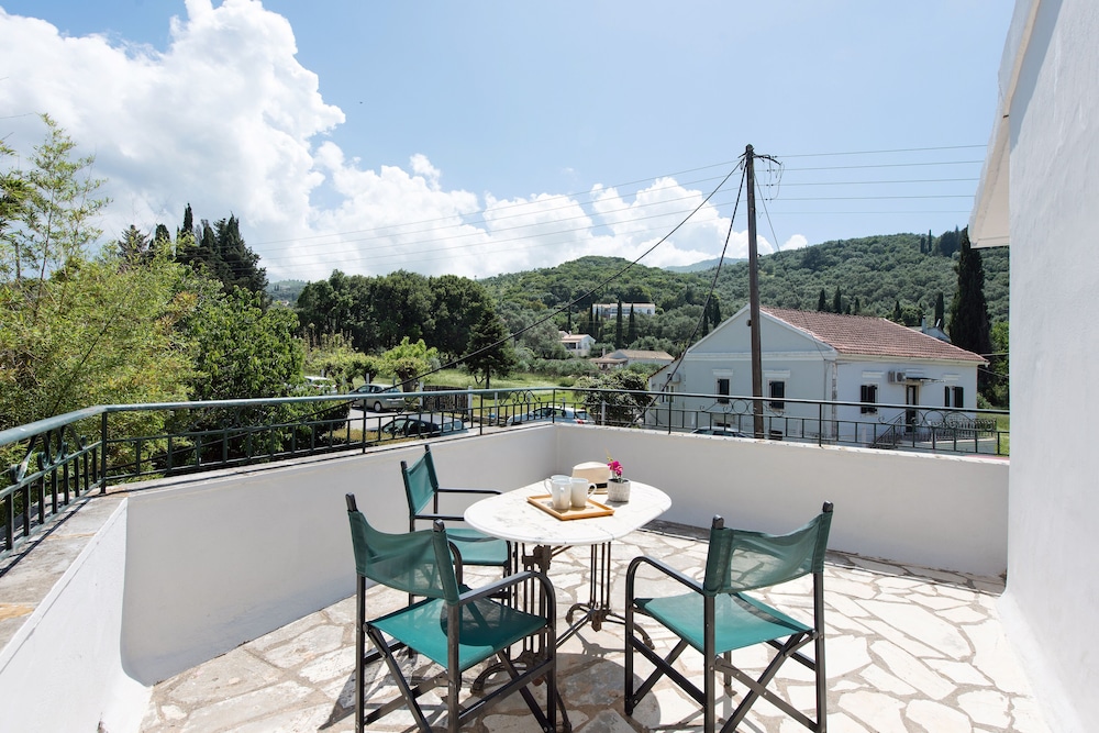 

Olbia - Acharavi - Balaris Apartments