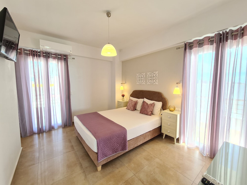 

Trieste - Matala - Bella Mare Luxury Apartments