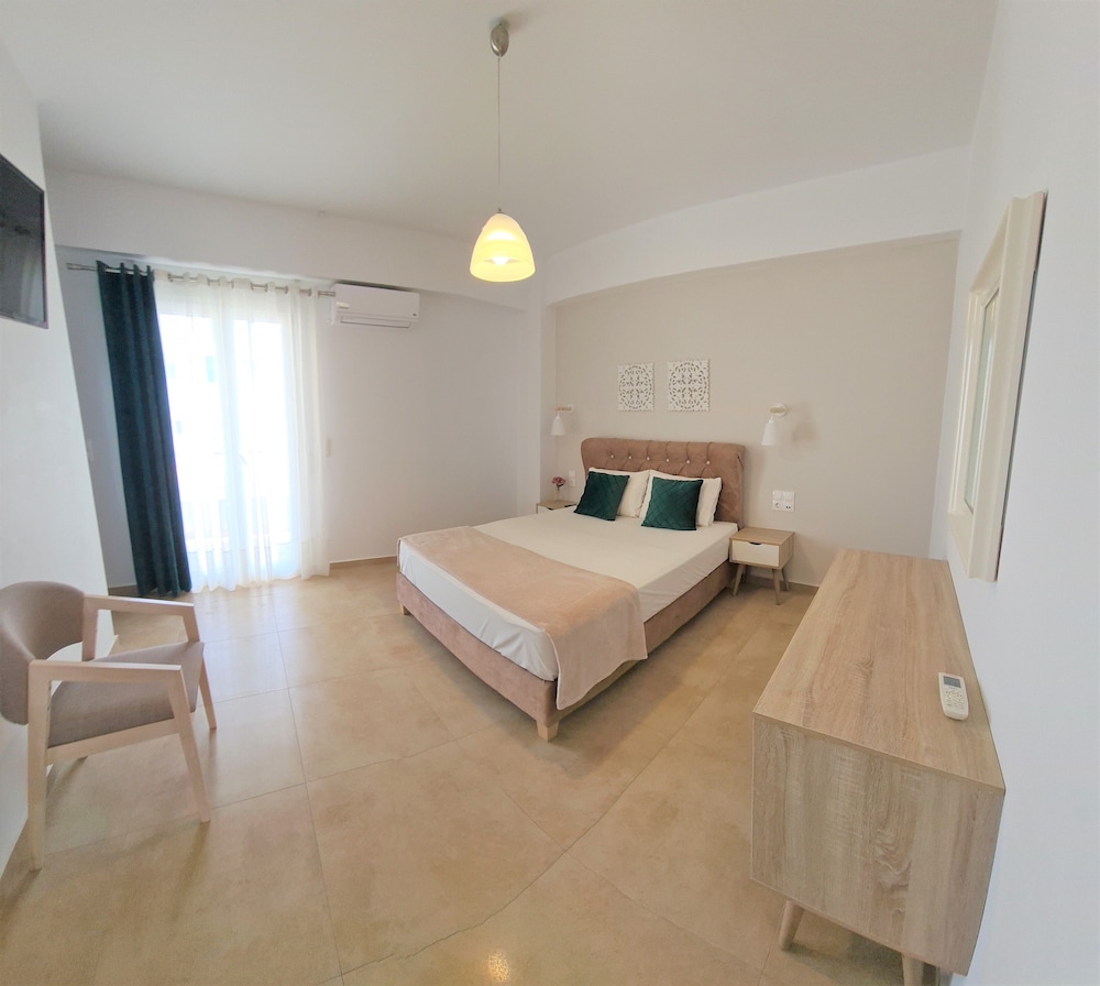 

Bologna - Matala - Bella Mare Luxury Apartments