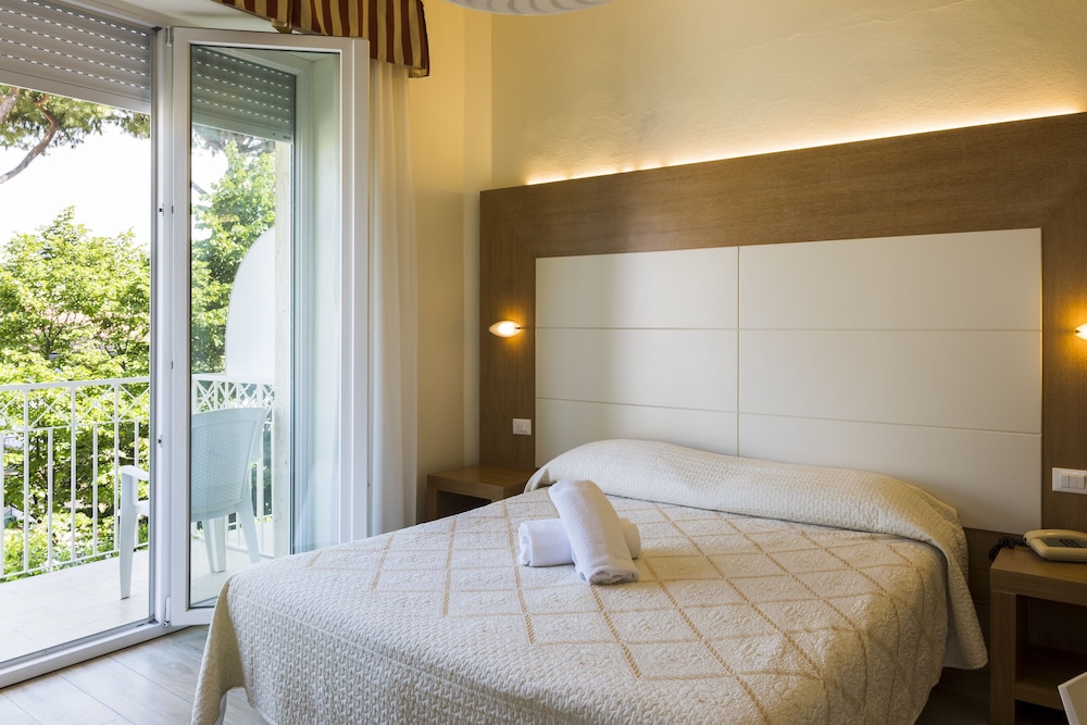 

Catania - Versilia e Costa Toscana, Mare Italia - Hotel Sylvia