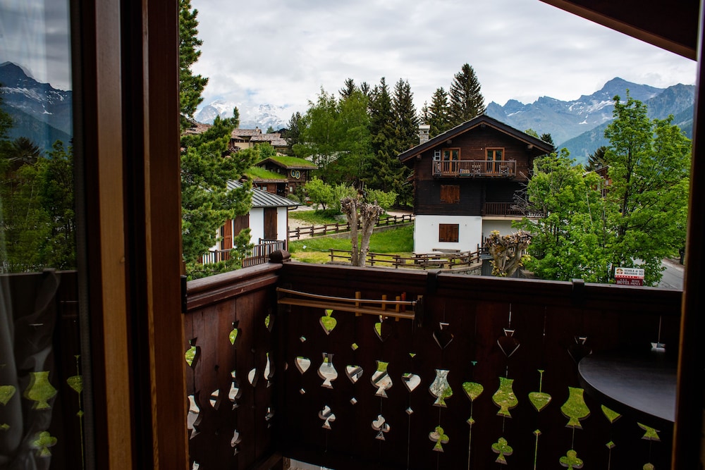 

Roma - Champoluc - Santa San