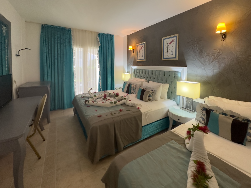 

Roma - Turgutreis - Tiana Beach Resort - All Inclusive