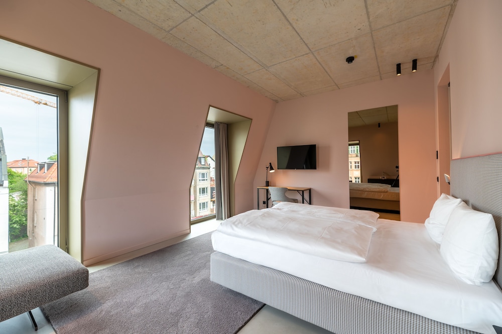 

Roma - Germering - MIANO Hotel & Bar