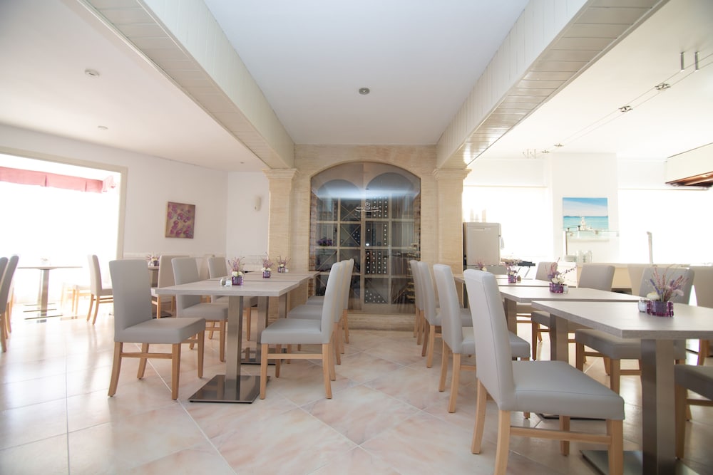 

Bologna - Sa Coma - Hotel Club S'Illot