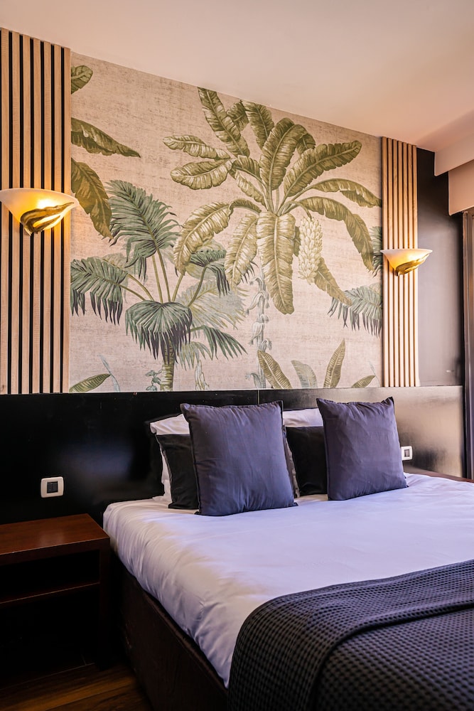 

Roma - Saint-Tropez - Hôtel Gallia Cannes