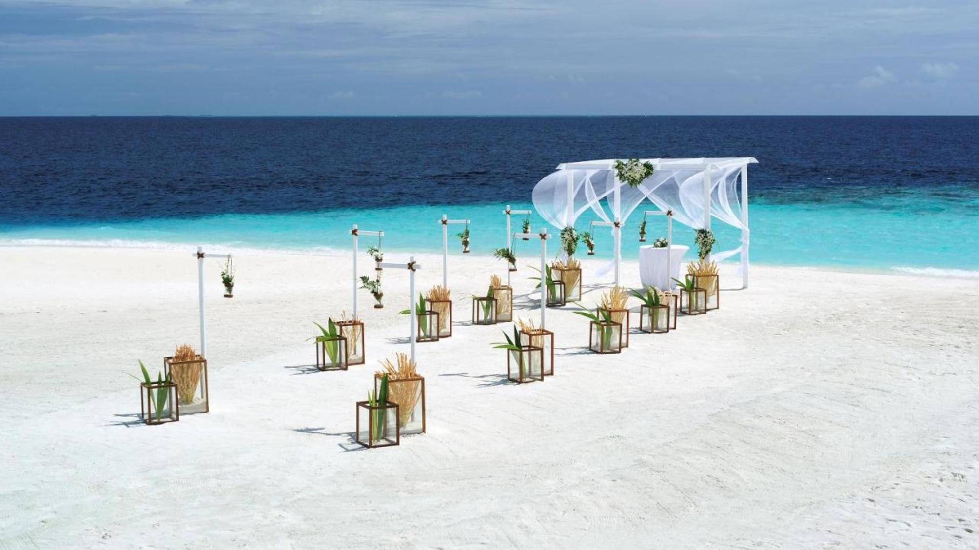 

Roma - Atollo di Dhaalu - Baglioni Resort Maldives - Luxury All Inclusive