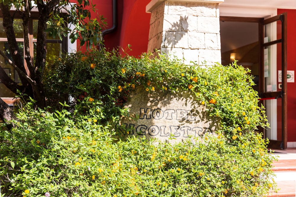 

Napoli - Arbatax - Hotel Nicoletta