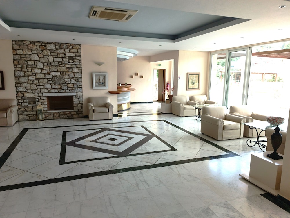 

Napoli - Megali Ammos - Kanapitsa Mare Hotel