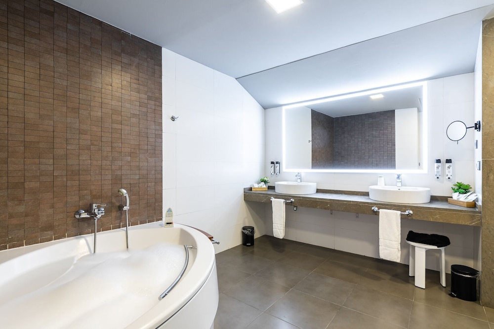 

Pisa - Puerto de Sagunto - Hotel Barú