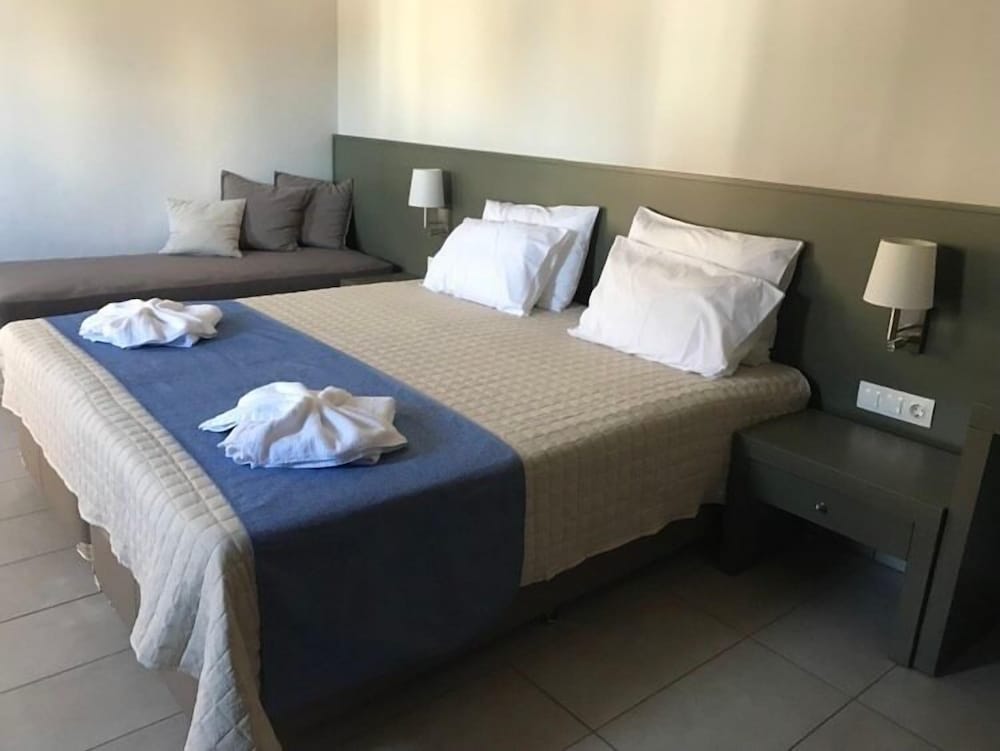

Venezia - Platanias (Crete) - Ledra Maleme Hotel