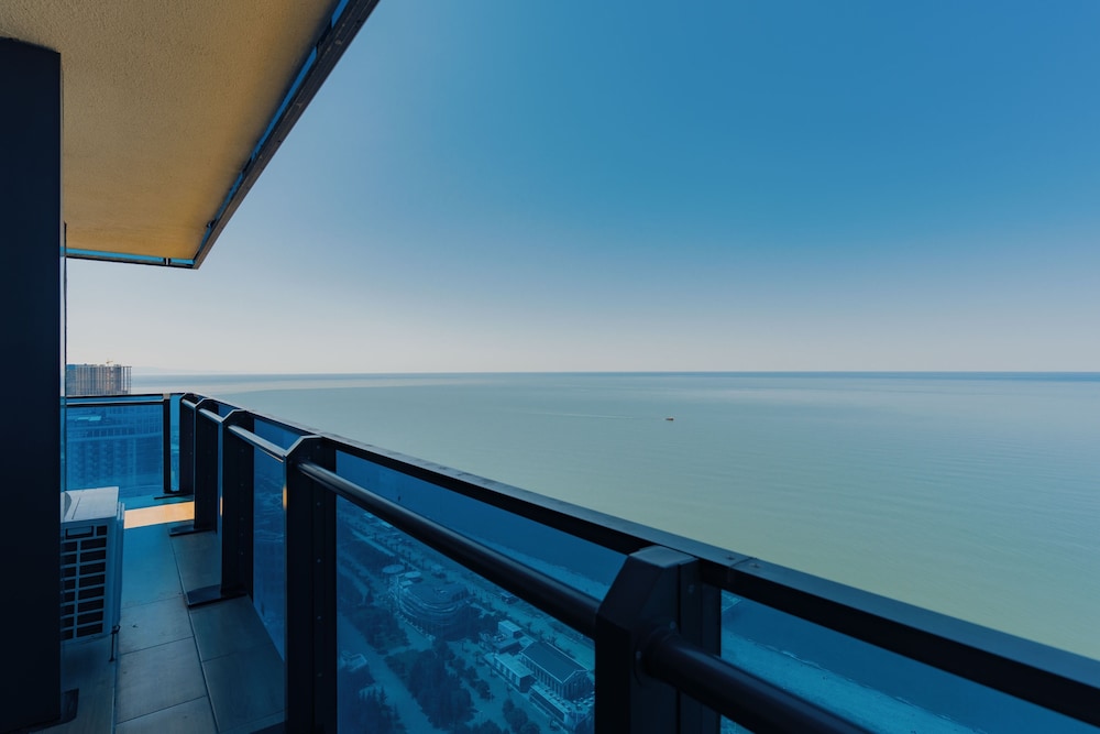 

Milano - Batumi - Grand City Apartments Batumi