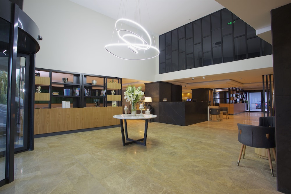 

Bologna - Istanbul, New Airport - Days Inn by Wyndham Istanbul Arnavutkoy