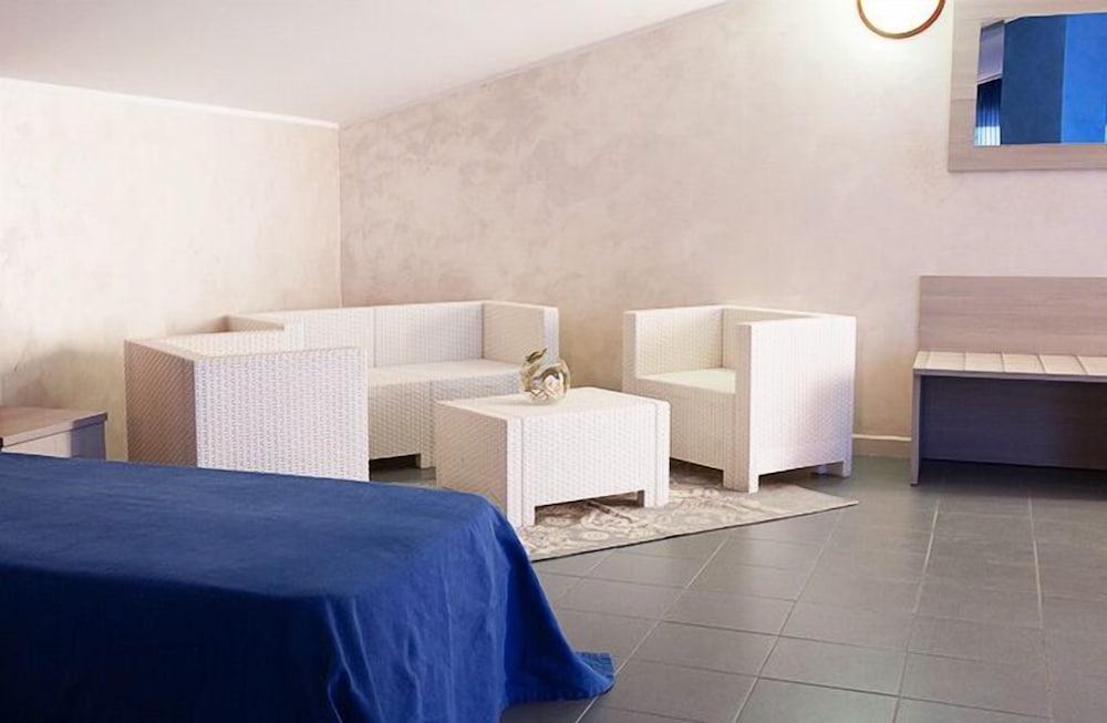 

Bari - Diamante - Hotel Parthenius