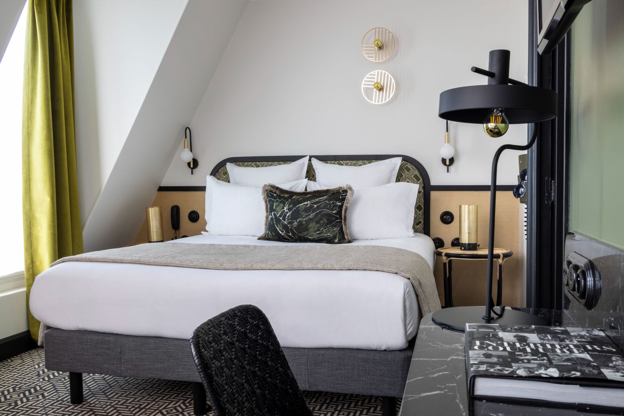 

Napoli - Levallois-Perret - Grand Hotel Chicago