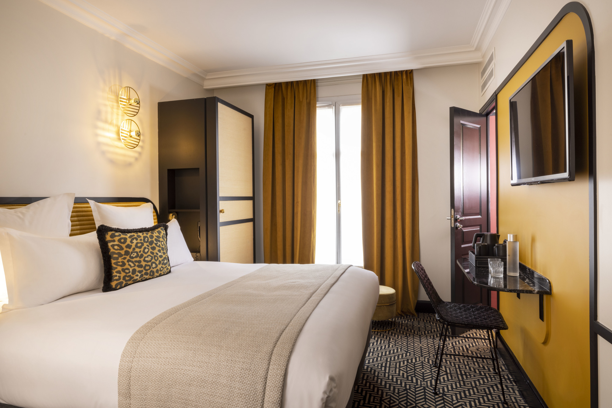 

Napoli - Clichy - Grand Hotel Chicago