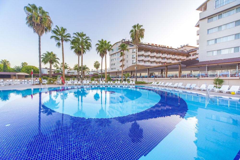 

Napoli - Okurcalar - Lonicera World - All Inclusive