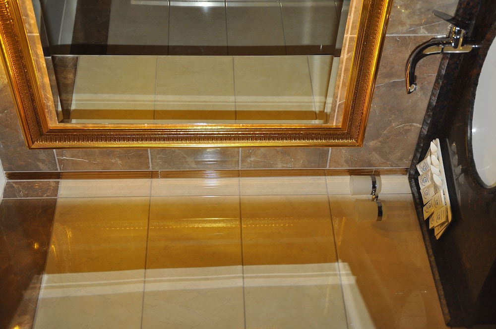 

Venezia - Turkler - Lonicera World - All Inclusive