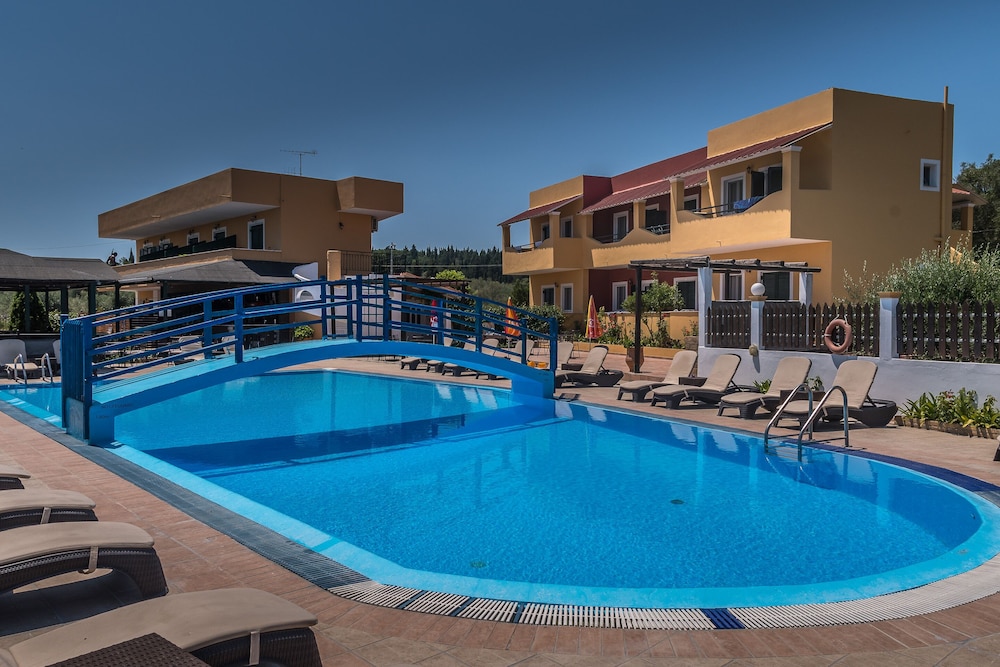 

Lamezia Terme - Corfù, Isole Greche - Nikos Villas