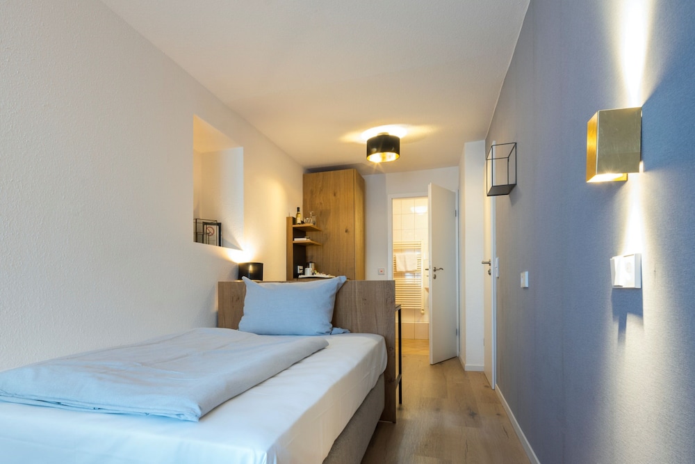 

Venezia - Basilea - Genusshotel Krone & Roadtrips bei Basel