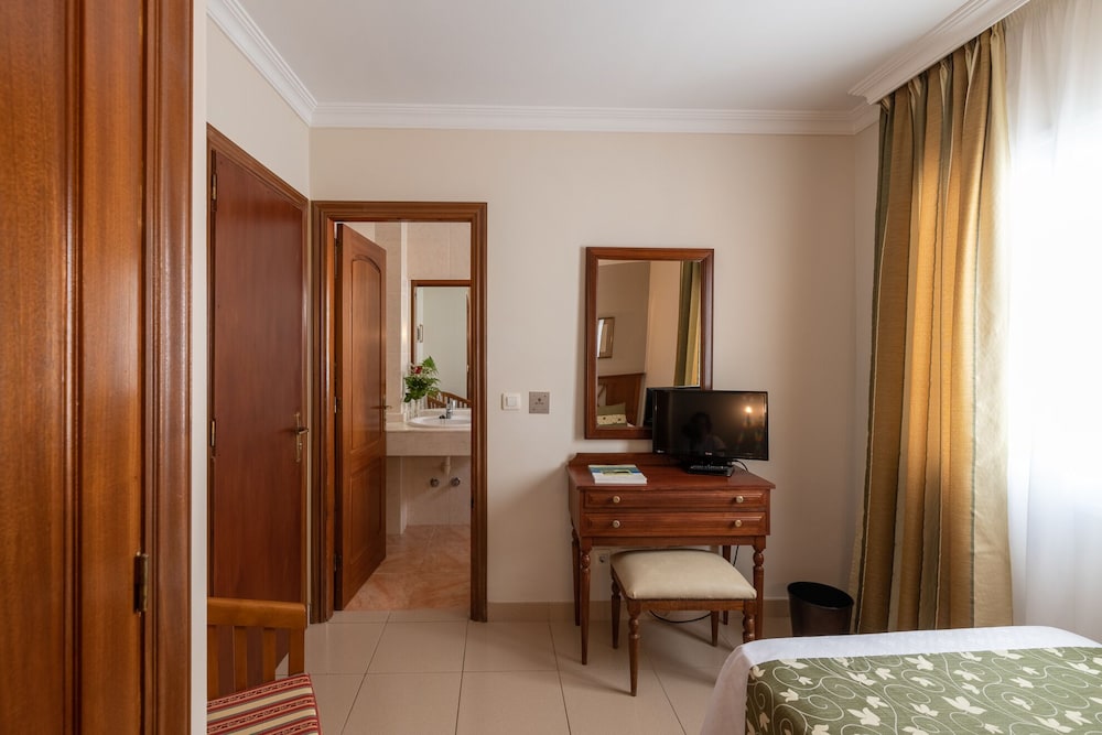 

Lamezia Terme - Santa Ursula - Hotel Marte