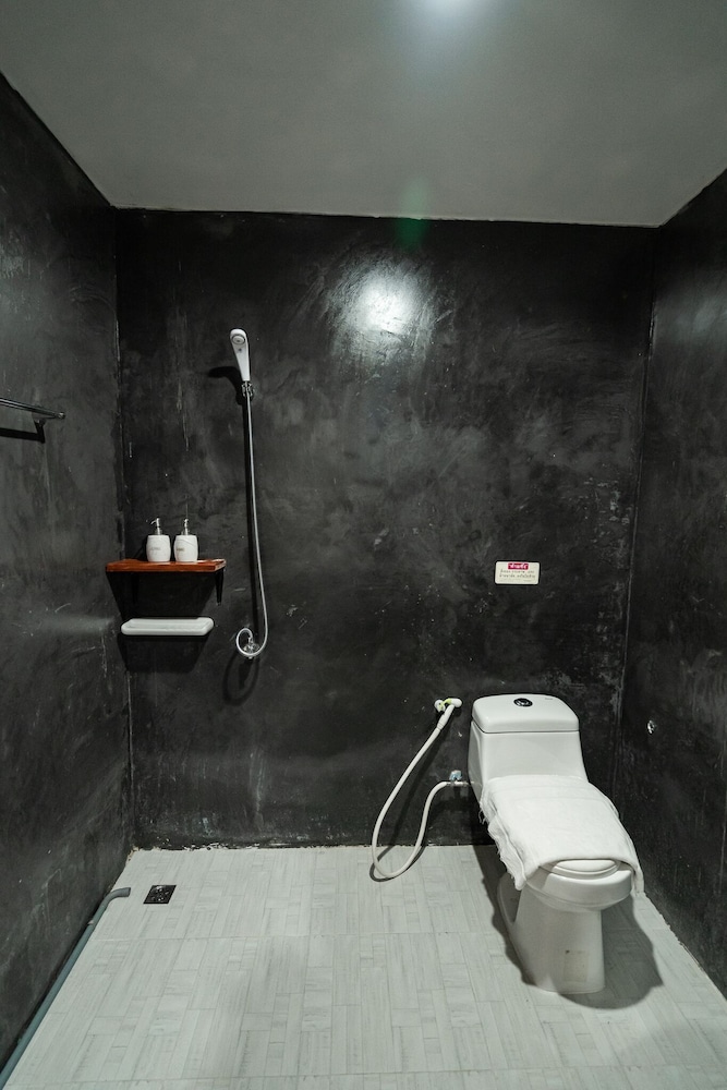 

Roma - Ban Bang Khu - The Loft Panwa Resort