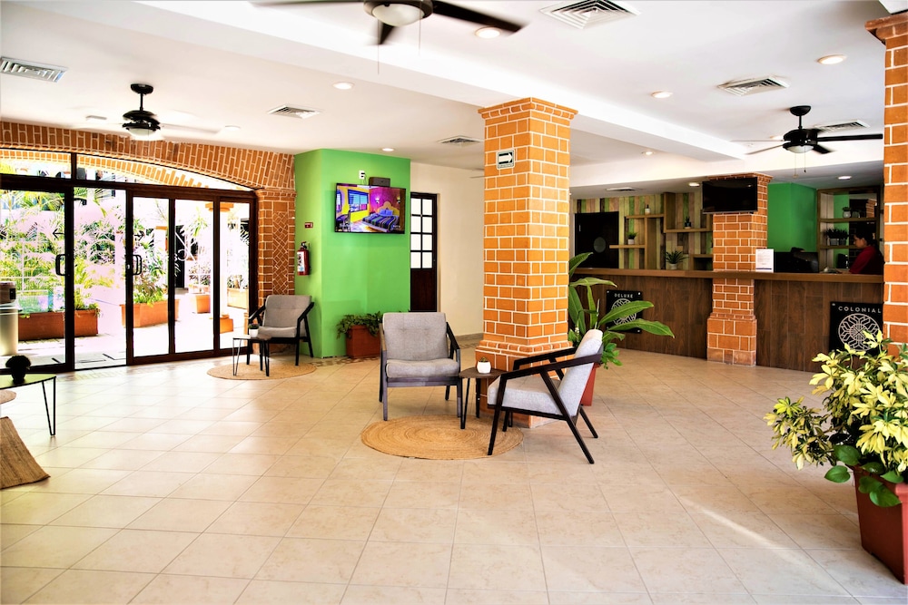 

Catania - Playa del Carmen - Hotel Colonial Playa del Carmen