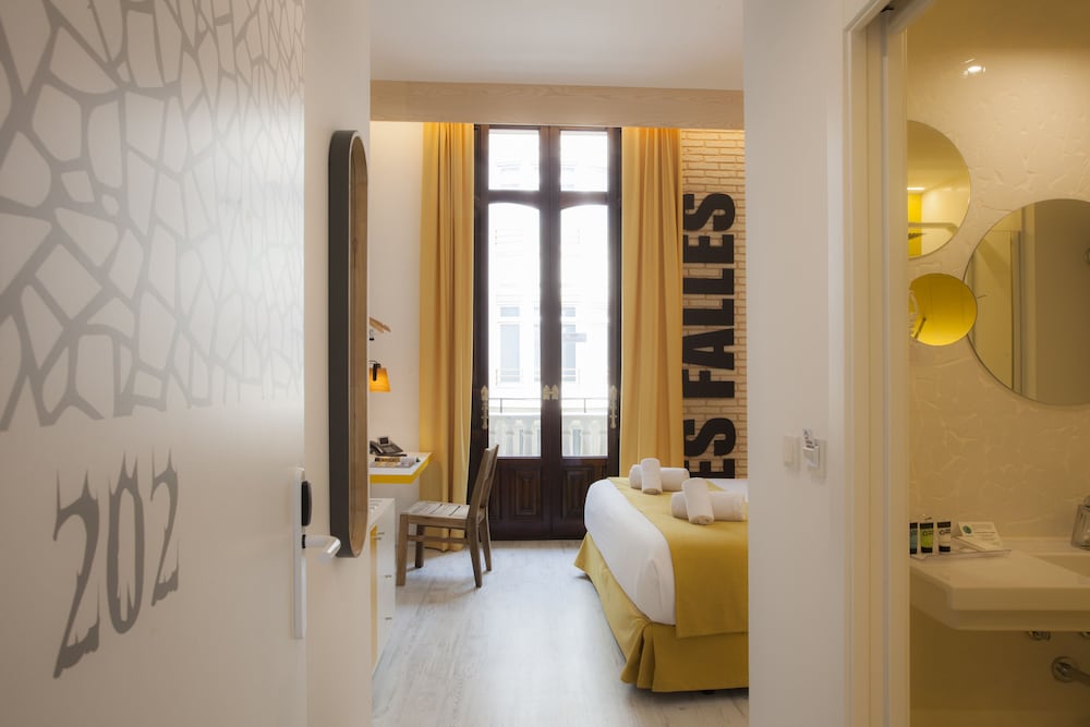 

Trieste - Valencia - Casual Socarrat Valencia - Adults Only