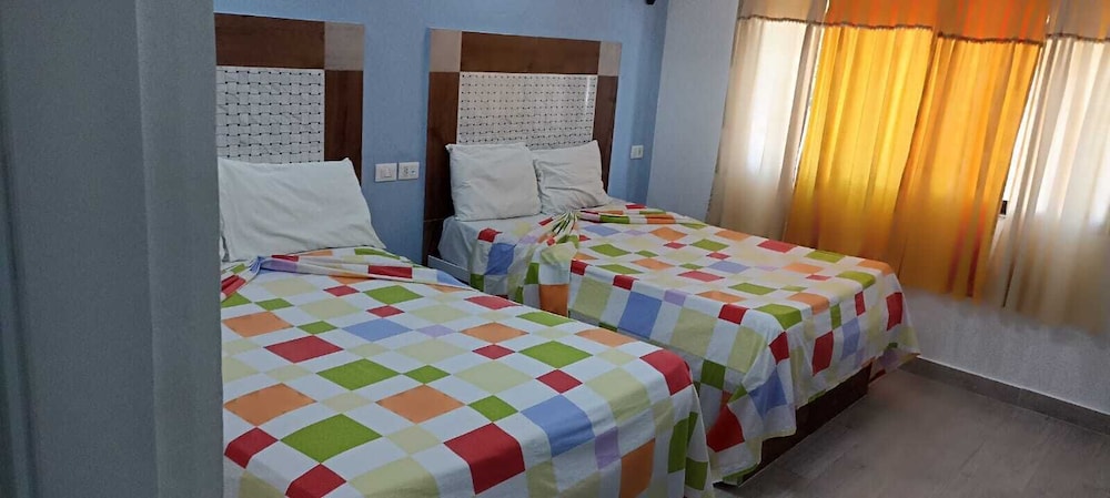 

Napoli - Boca Chica - Hotel Restaurant Hamilton