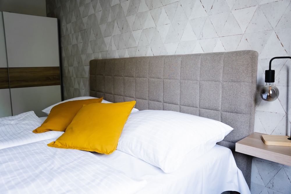 

Lamezia Terme - Praga - Hotel Arko