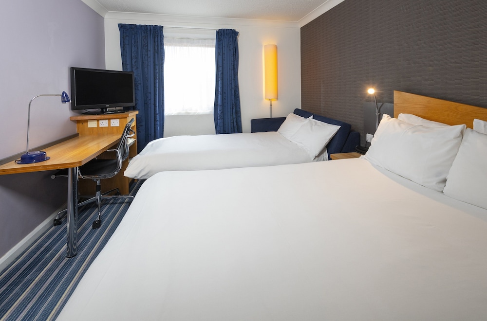 

Bologna - Chingford - Holiday Inn Express London Chingford-Nth Circular