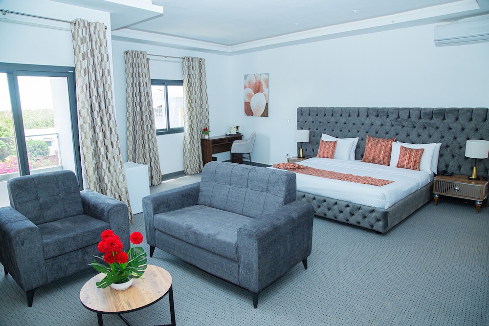 

Milano - Thiès - Hôtel Résidence Khadija