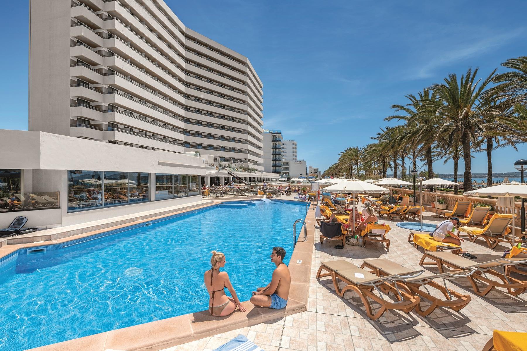 

Trieste - El Arenal - Allsun Hotel Pil·Larí Playa