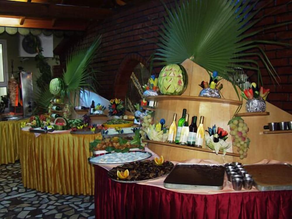 

Napoli - Kemer - Ares City Hotel