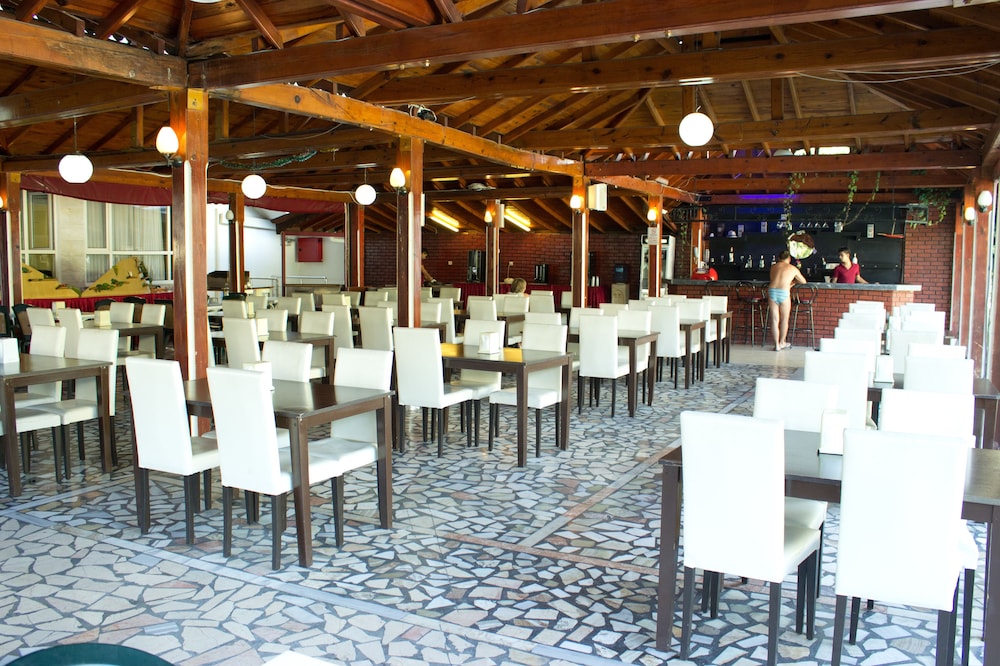

Bologna - Kemer - Ares City Hotel