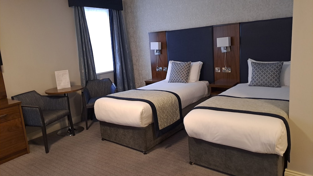 

Bologna - Galway - The Western Hotel