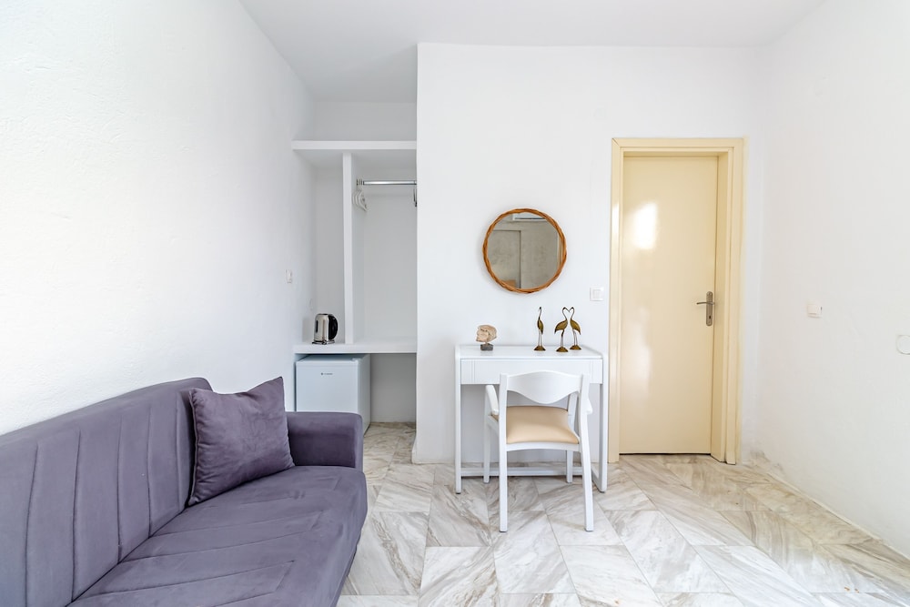 

Napoli - Kassandra-Hanioti - Theo Bungalows Boutique Hotel
