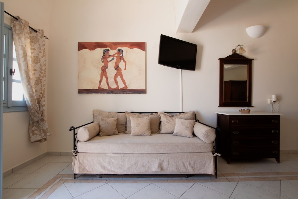 

Catania - Perivolos - Joy Beach Ηotel