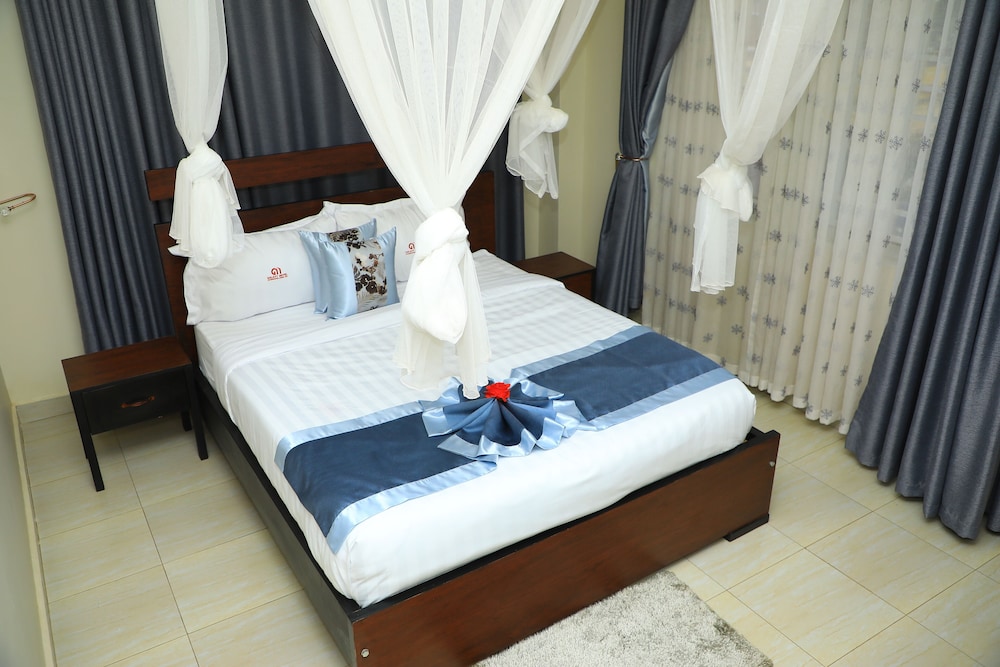 

Napoli - Kampala - Galaxy Motel