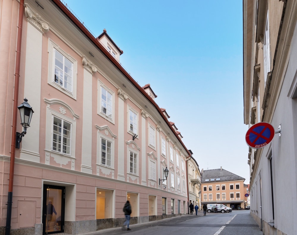 

Palermo - Klagenfurt - limehome Klagenfurt Goessgasse