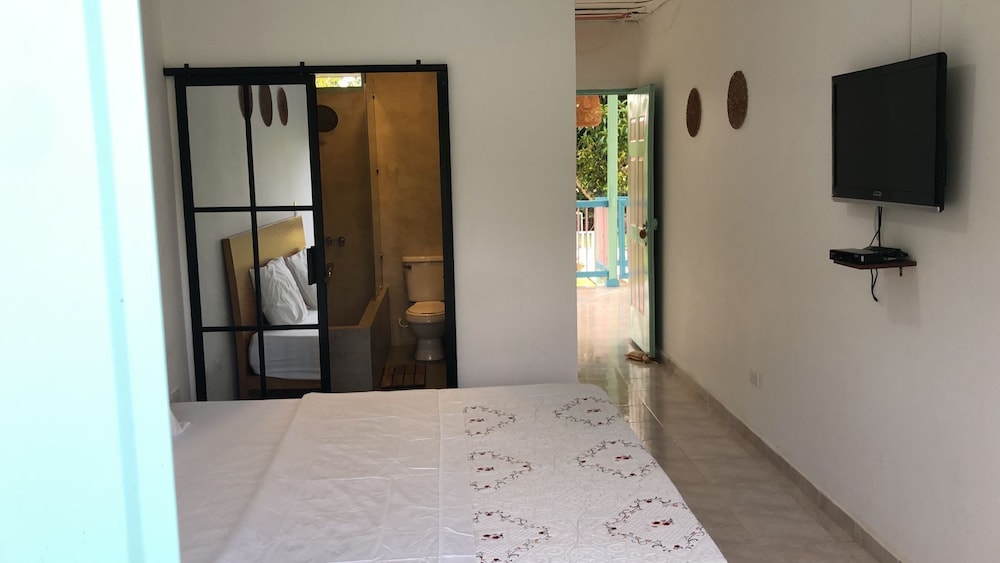 

Milano - Montenegro - La Posada Circa