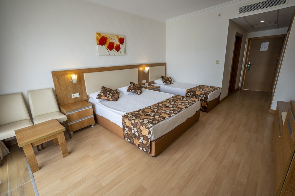 

Milano - Kizilagac - Çenger Beach Resort Spa - All Inclusive