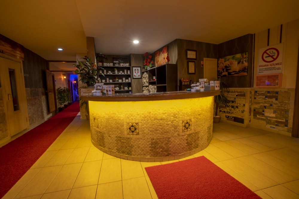 

Roma - Kizilagac - Cenger Beach Resort Spa - All Inclusive