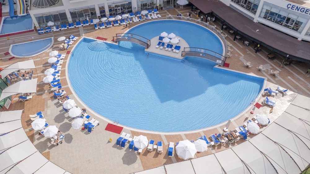 

Verona - Okurcalar - Cenger Beach Resort Spa - All Inclusive