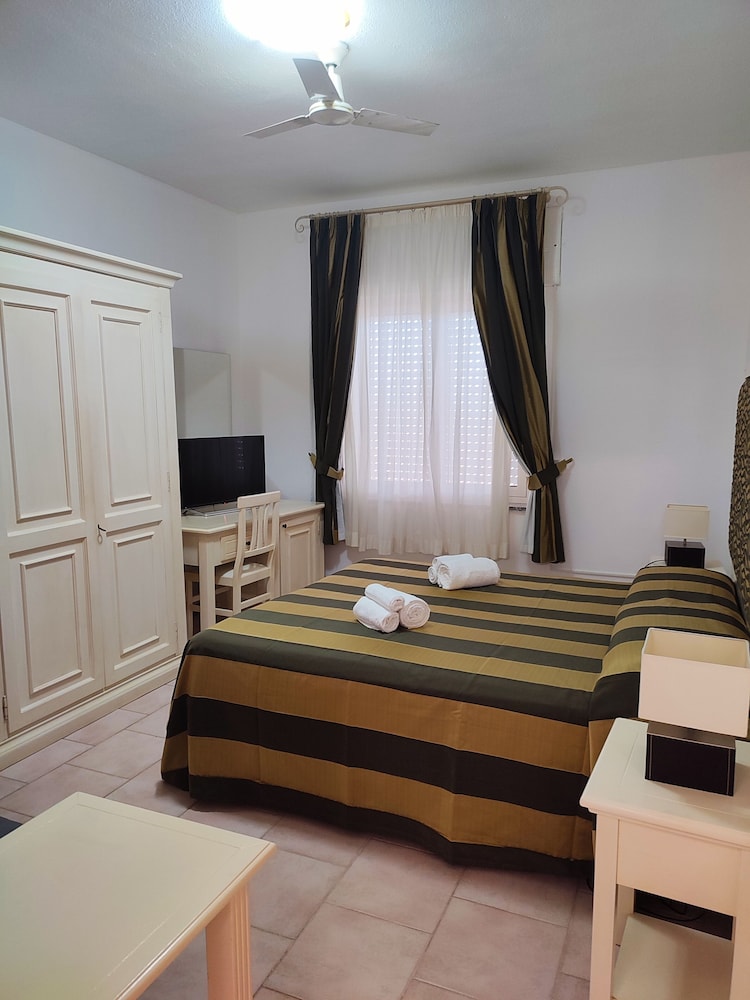 

Milano - Costa Paradiso - A.I.R. Hotel Gabbiano