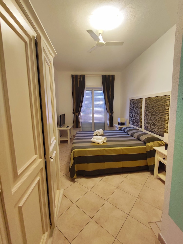 

Milano - Costa Paradiso - A.I.R. Hotel Gabbiano