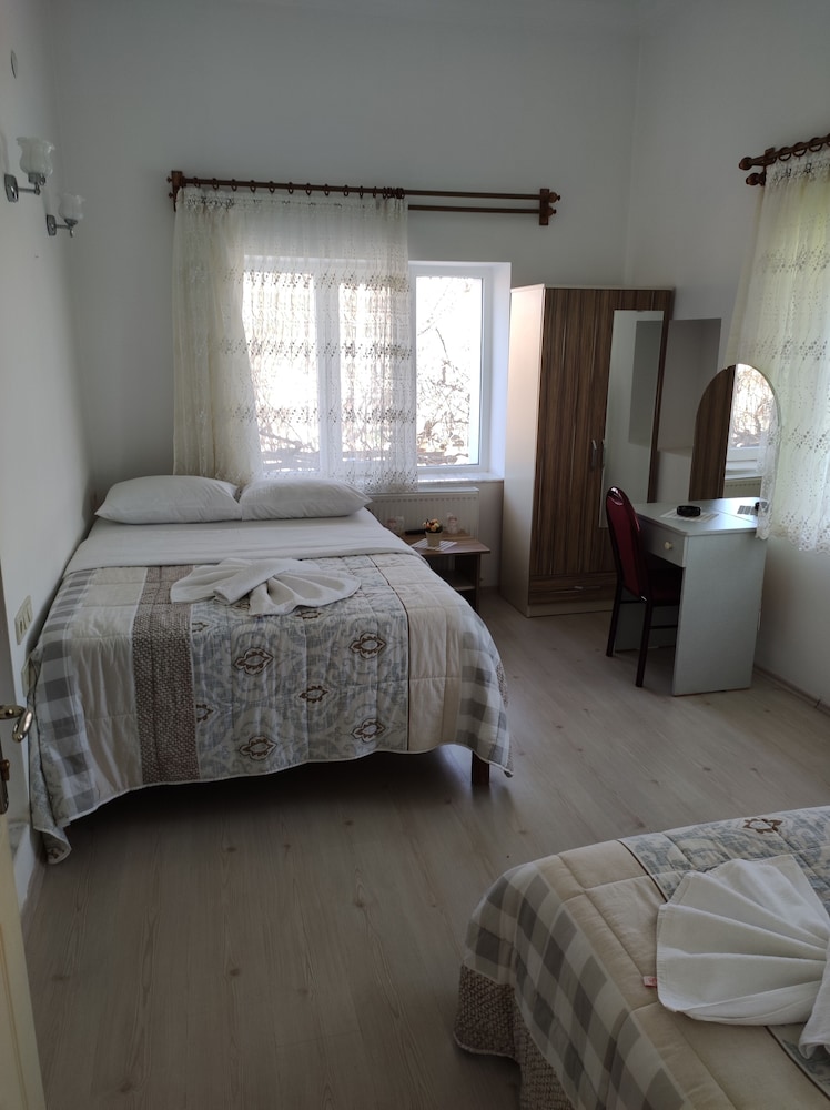 

Palermo - Nevsehir - Phoenix Inn Cappadocia