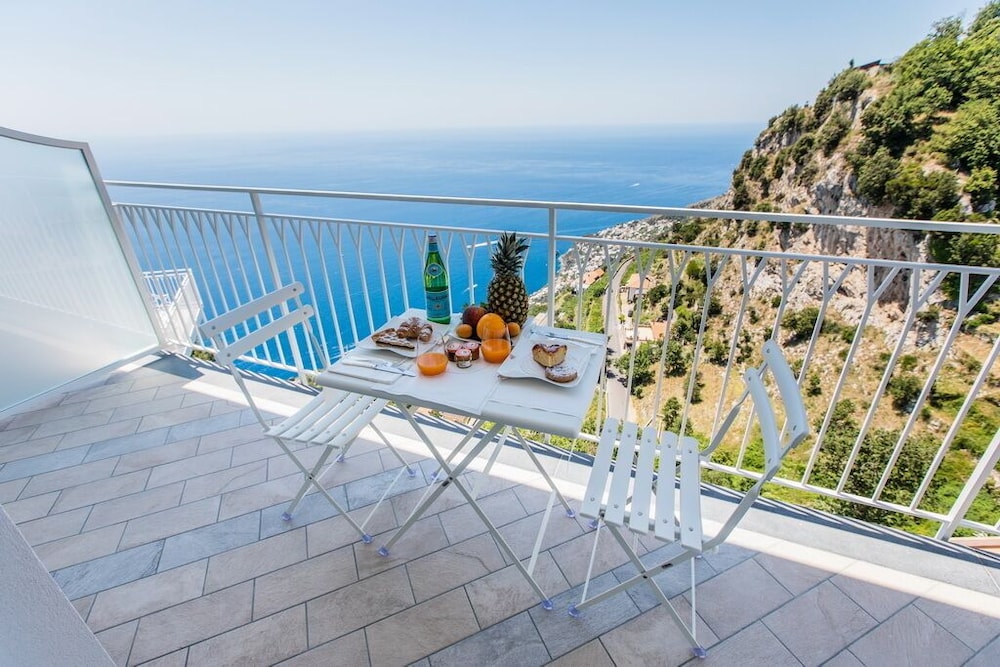 

Torino - Praiano - Hotel le Rocce - Agerola, Amalfi Coast