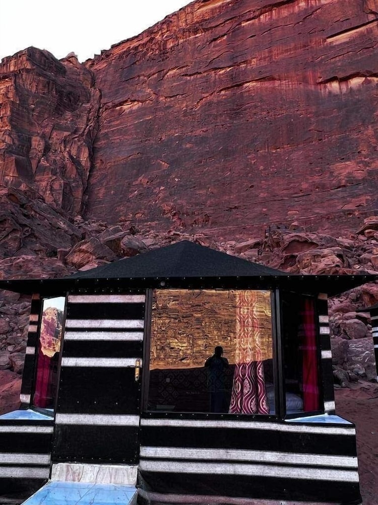 

Milano - Wadi Rum - Wadi rum boutique camp & jeep tour